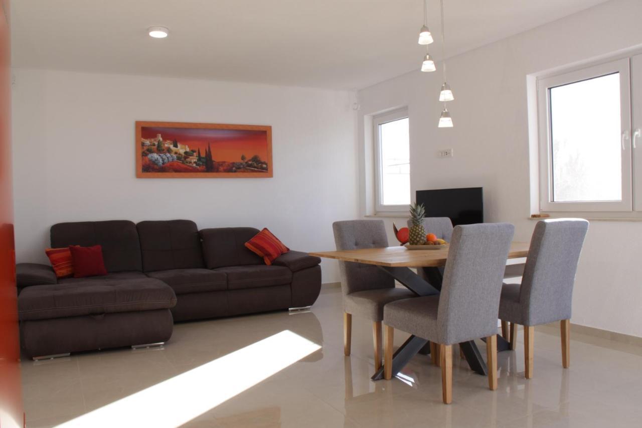 Aparthotel Dalmacija Privlaka  Luaran gambar